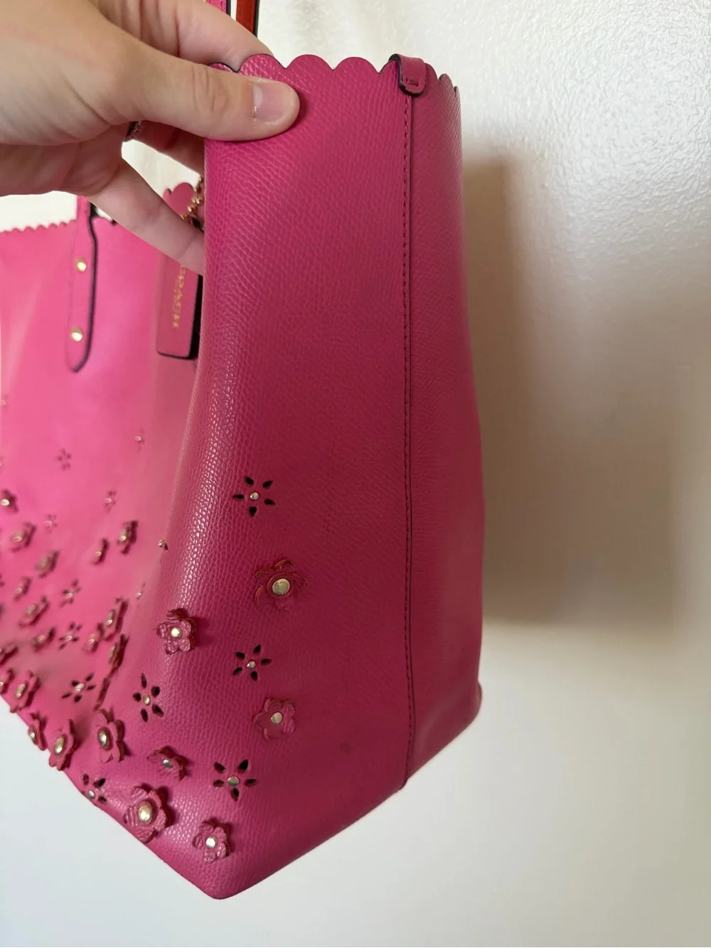 COACH Metro Fuschia Leather Tote w/ Floral Embellishments and Scalloped Top Edge